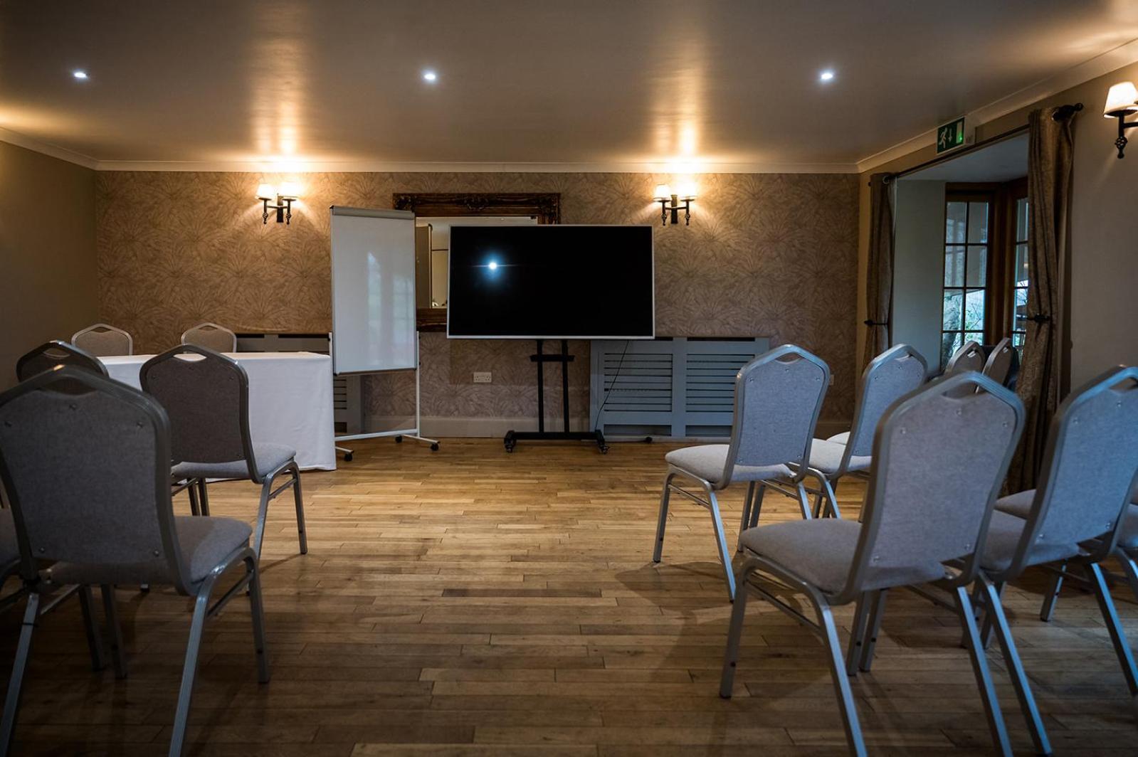 Tottington Manor Hotel Henfield 외부 사진