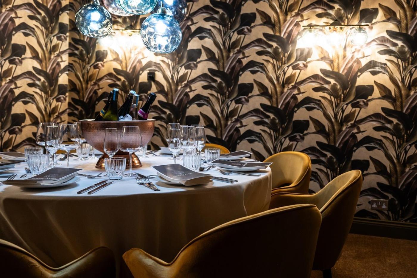 Tottington Manor Hotel Henfield 외부 사진