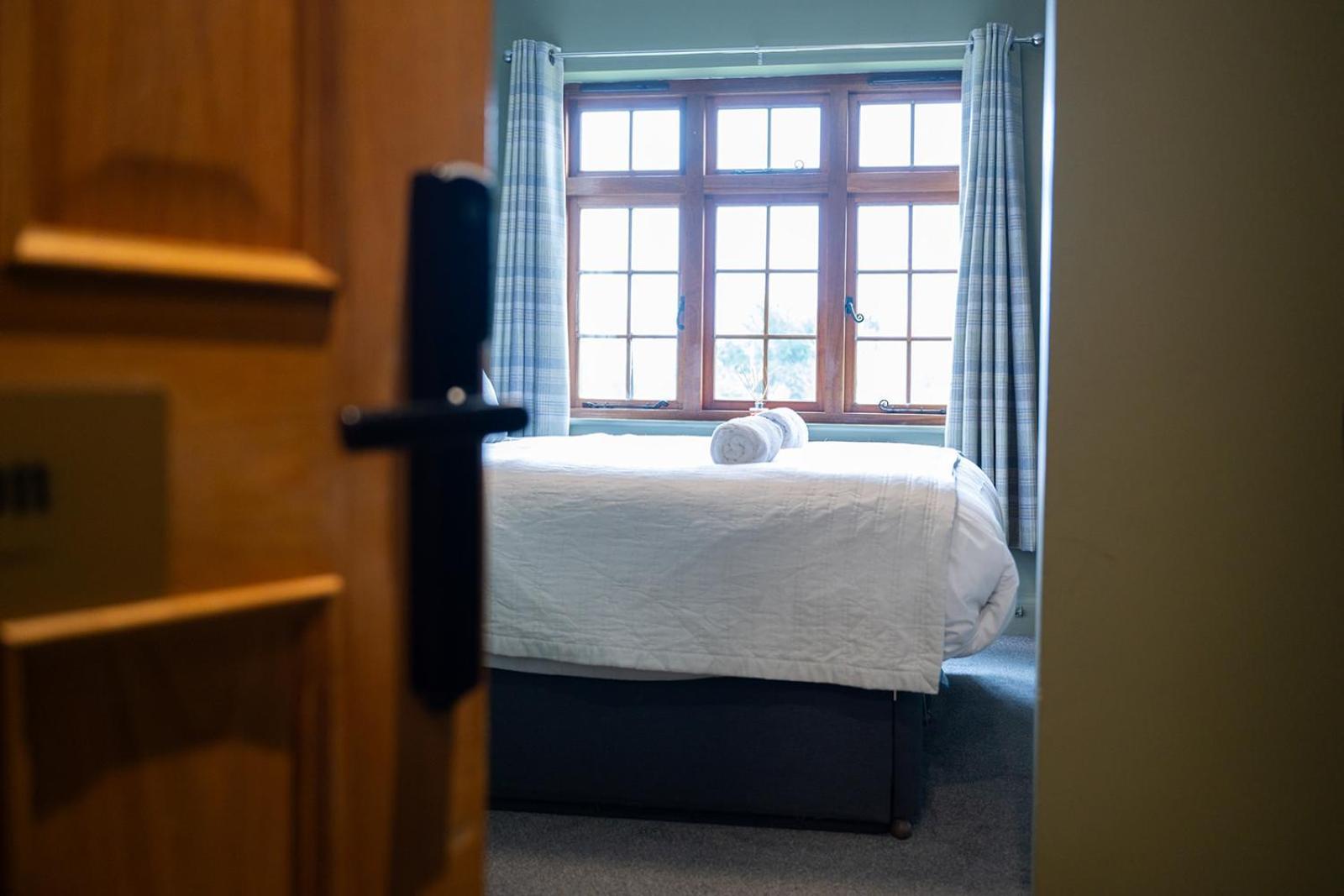 Tottington Manor Hotel Henfield 외부 사진