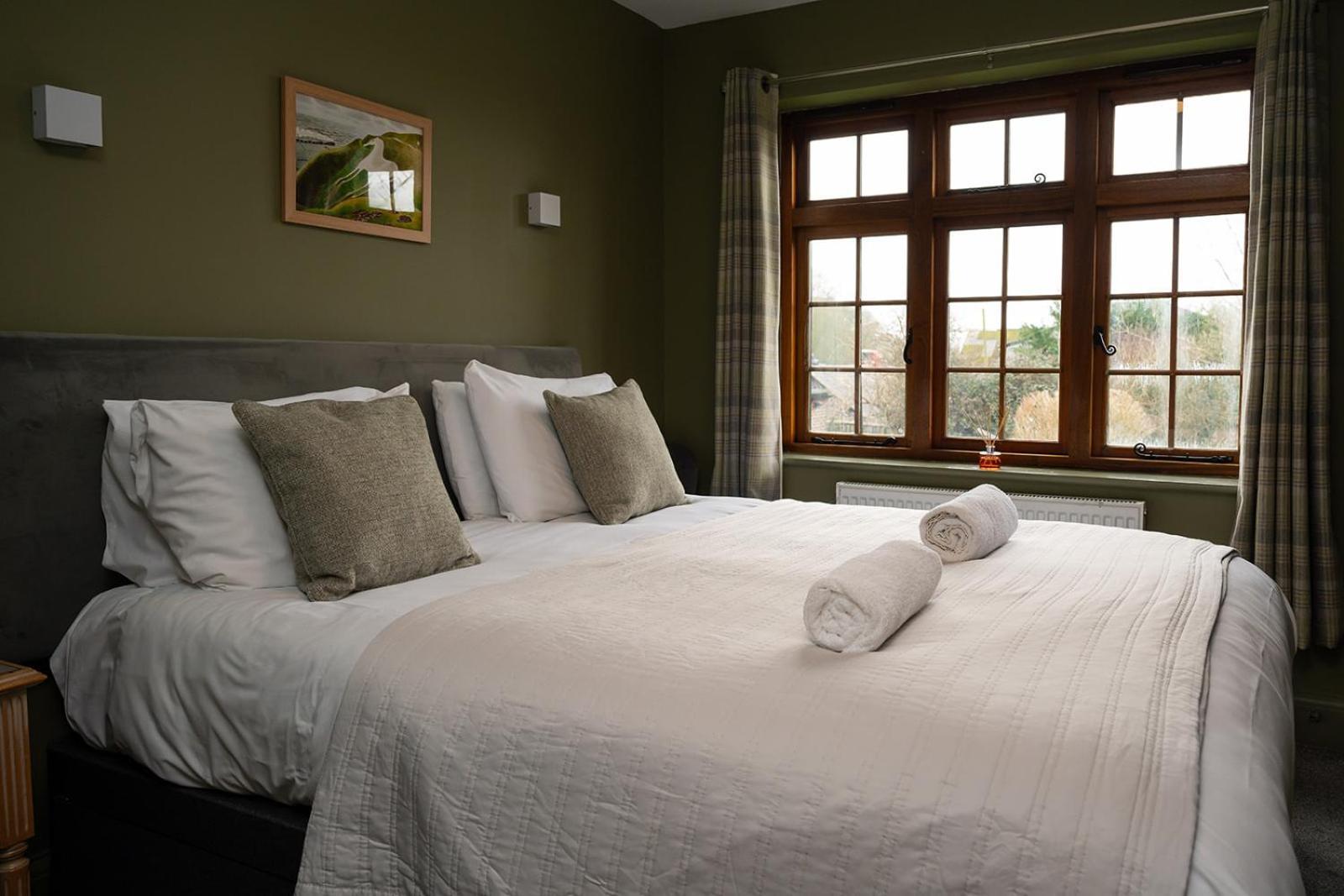 Tottington Manor Hotel Henfield 외부 사진