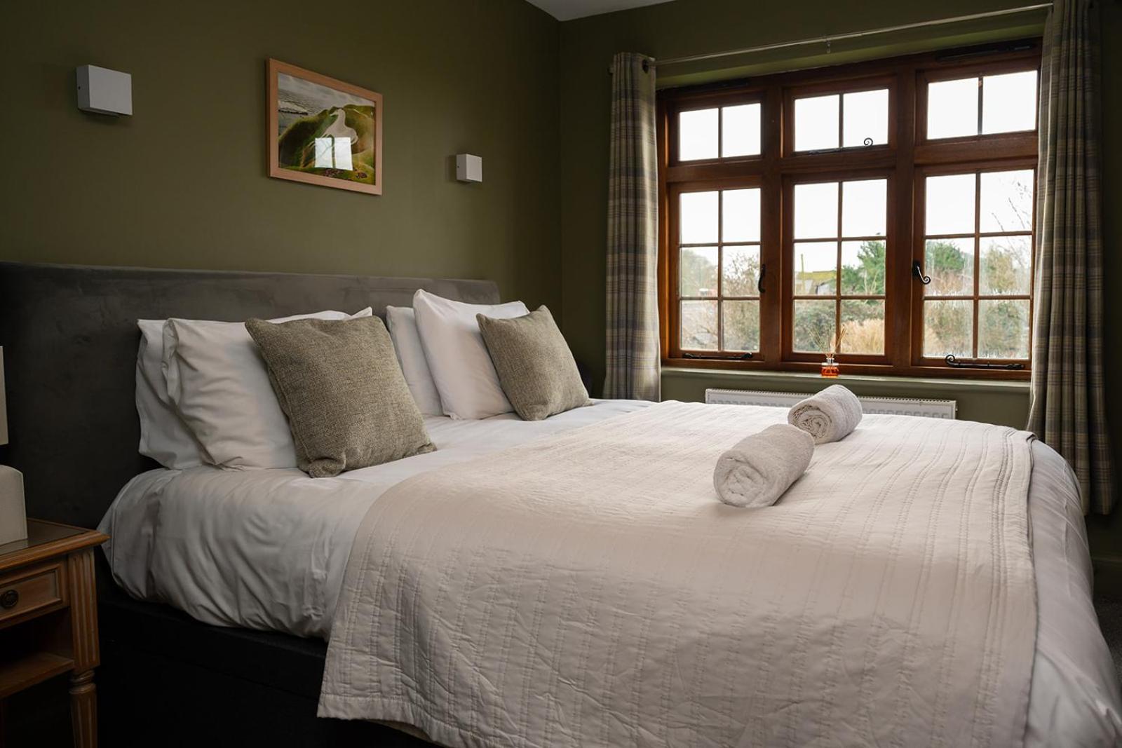 Tottington Manor Hotel Henfield 외부 사진